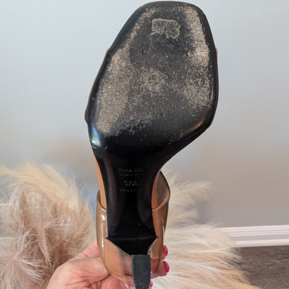 Prada Black and Tan Stiletto Heels with Geometric Pattern - Picture 13 of 13